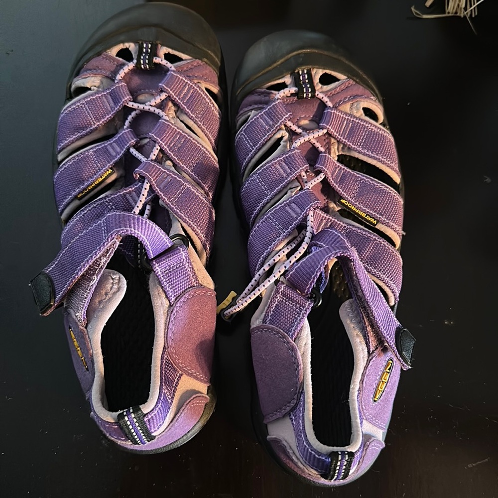 Keens sz 6